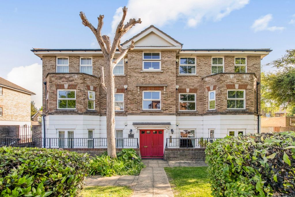 Property photo 2 of 14