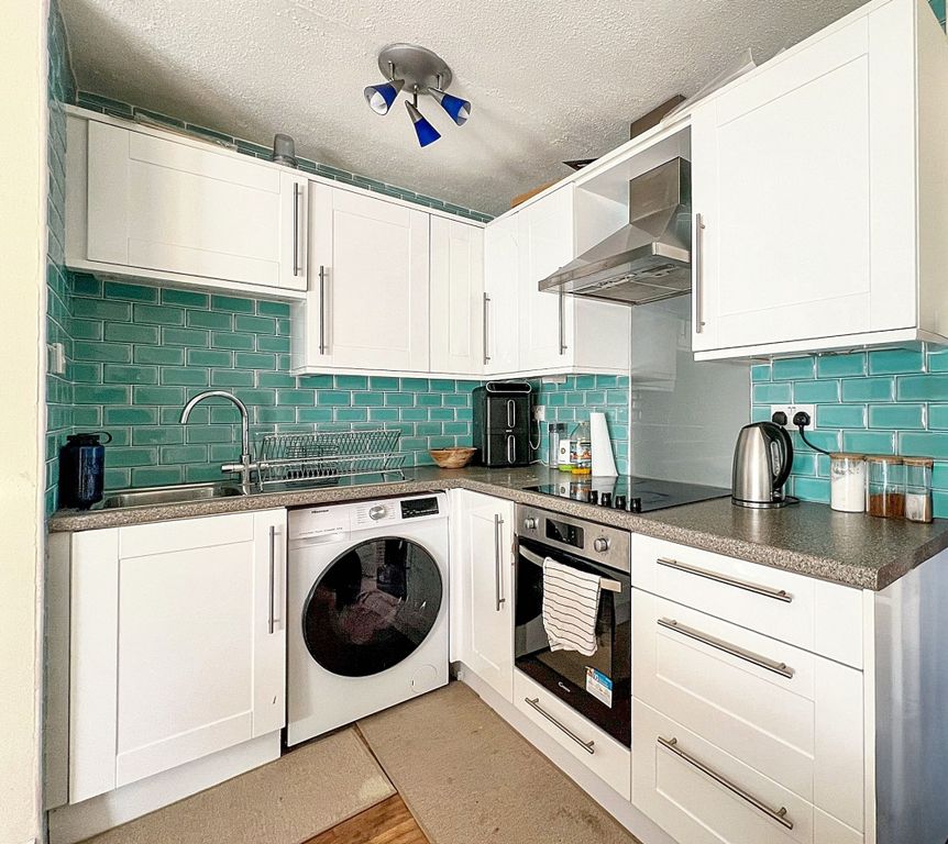 Property photo 2 of 14