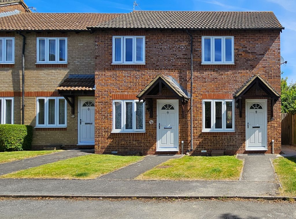 Property photo 1 of 10 Front View