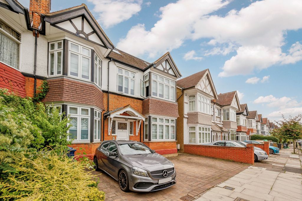 Property photo 2 of 11 Picture No. 09