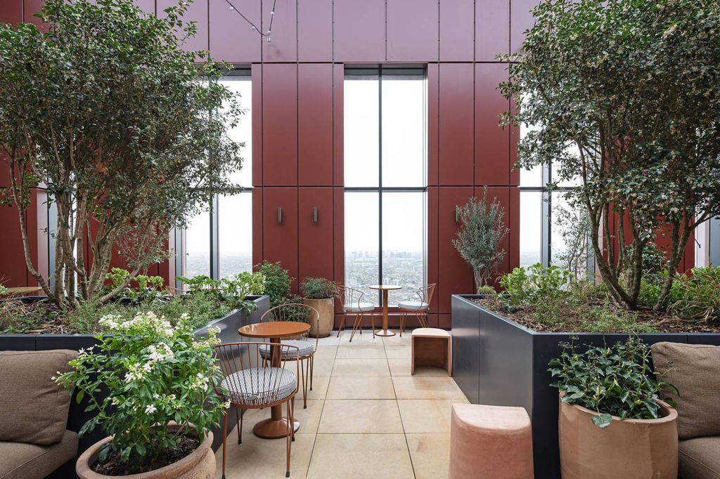 Property photo 1 of 33