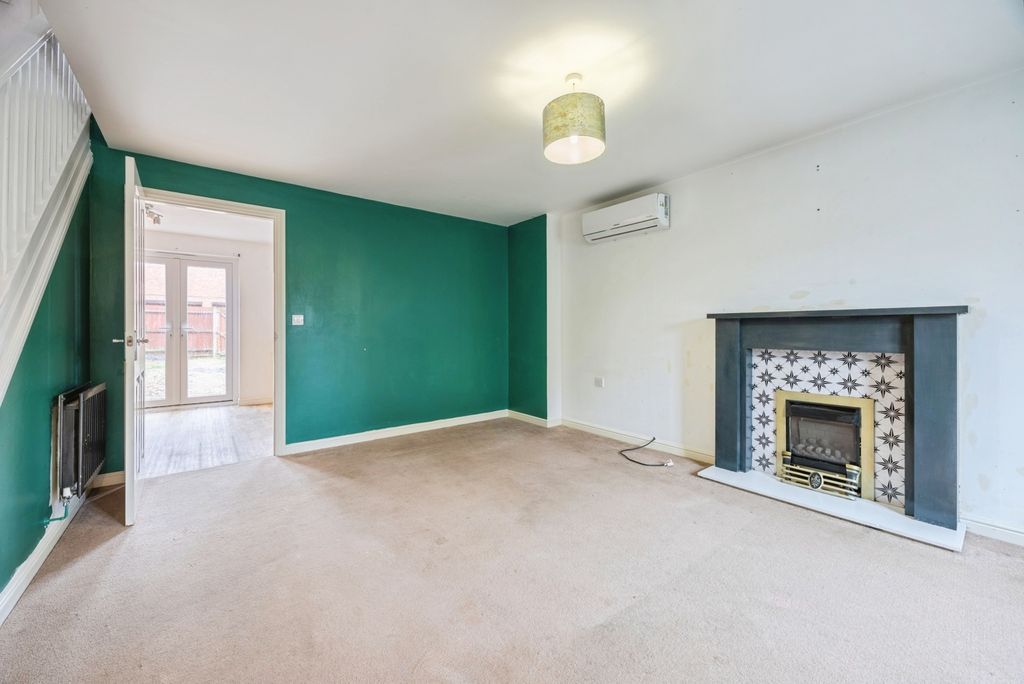 Property photo 2 of 15 Pbox-Img.Jpg