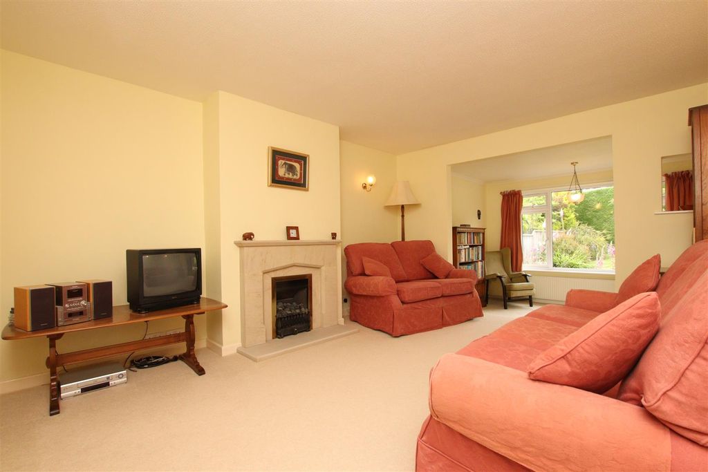 Property photo 2 of 13 Living Room.Jpg