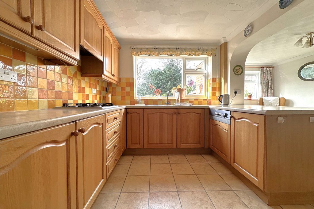 Property photo 2 of 25 Picture No. 05