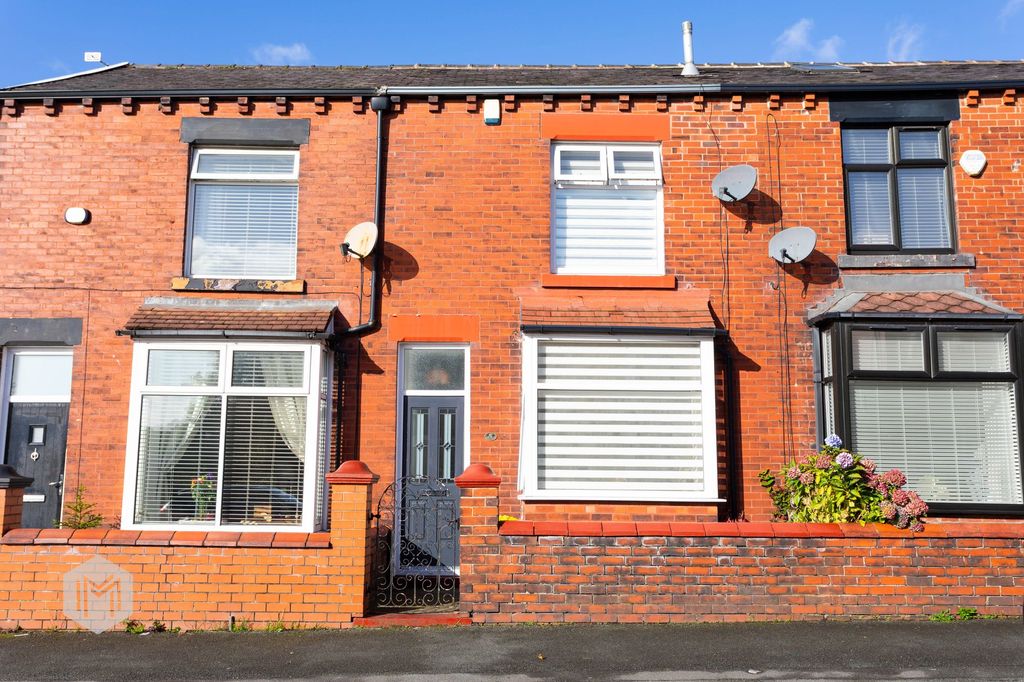 Property photo 1 of 24