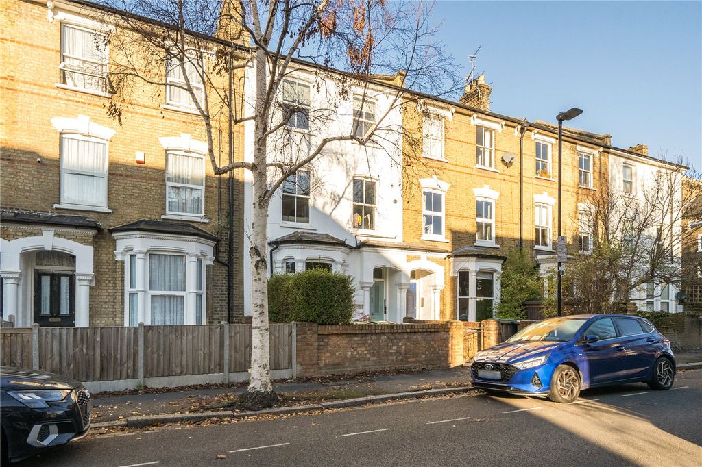 Property photo 1 of 20 Picture No. 18