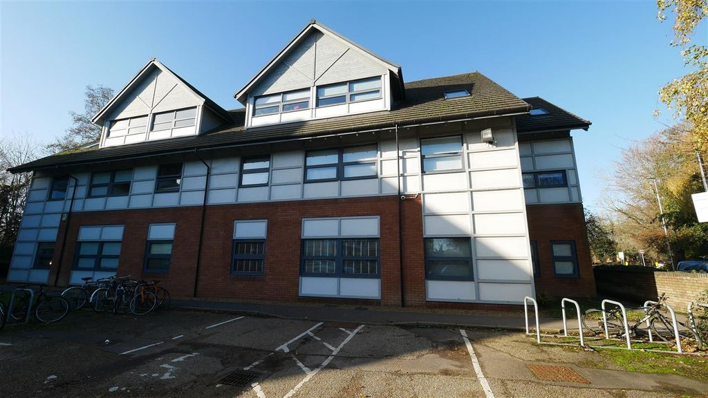 Property photo 1 of 9 Main Picture