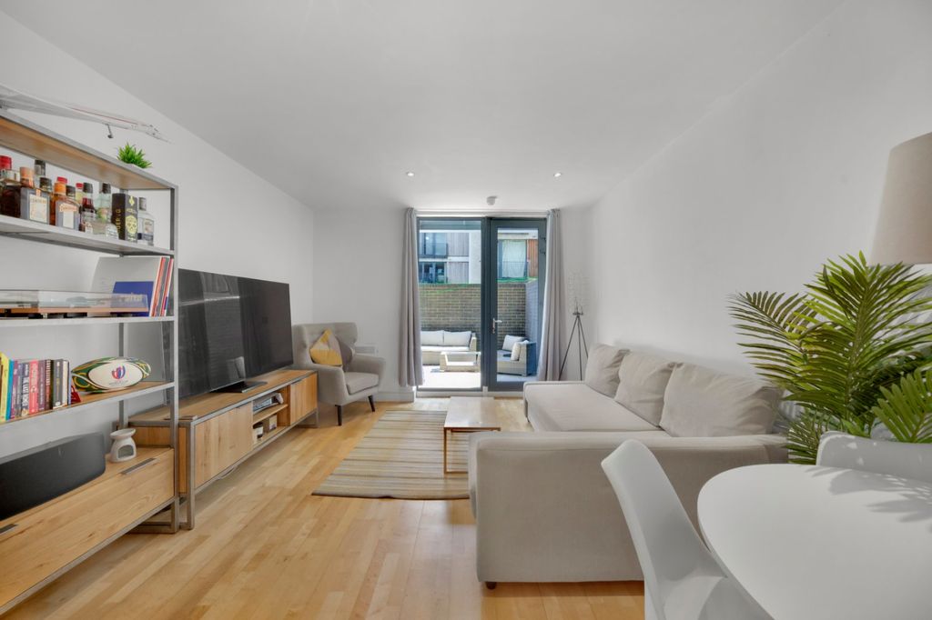 Property photo 1 of 19