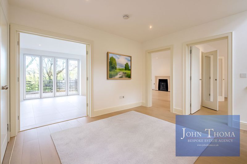 Property photo 3 of 27 Photo 3