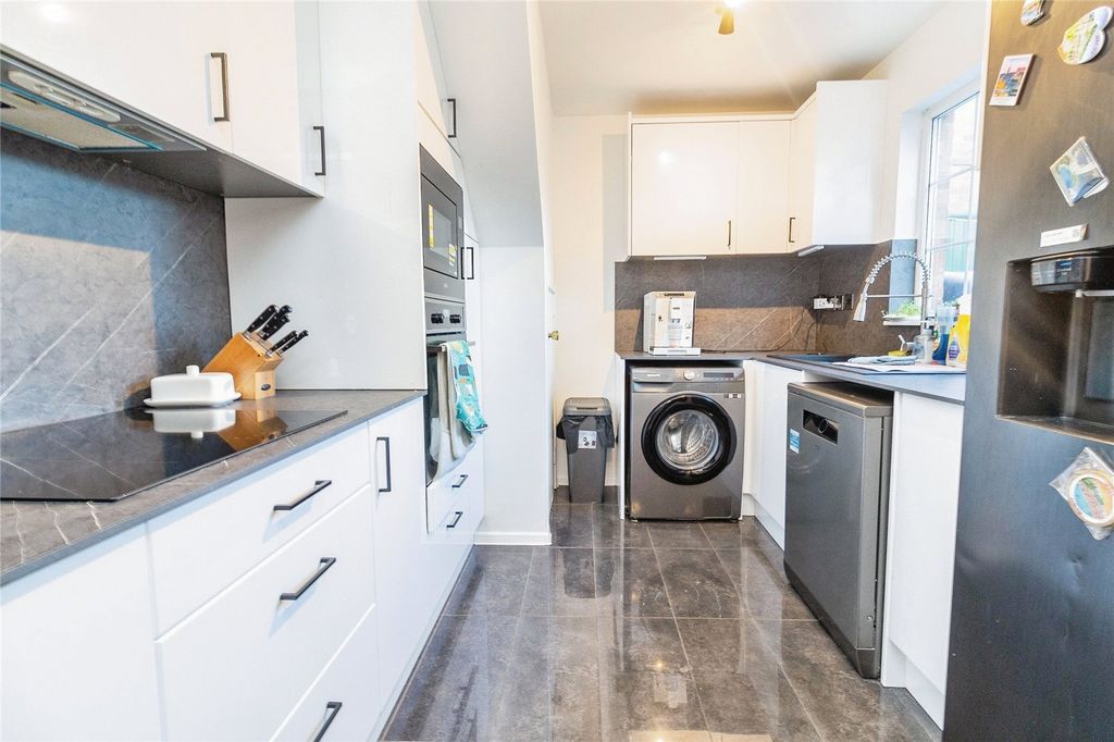 Property photo 3 of 12 Photography