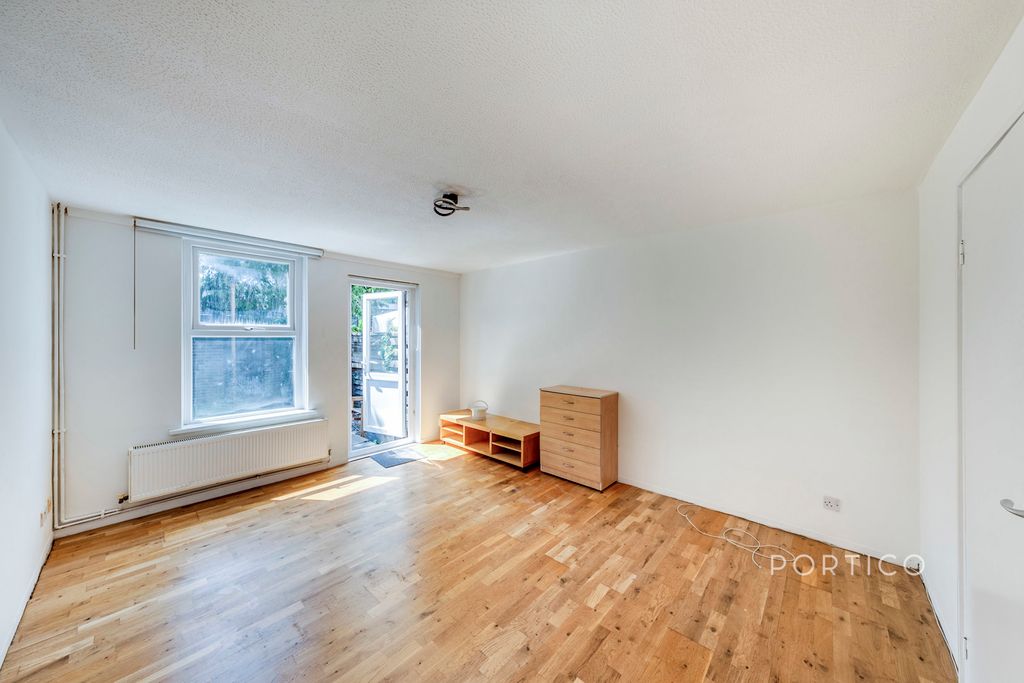 Property photo 3 of 14 Pbox-Img.Jpg