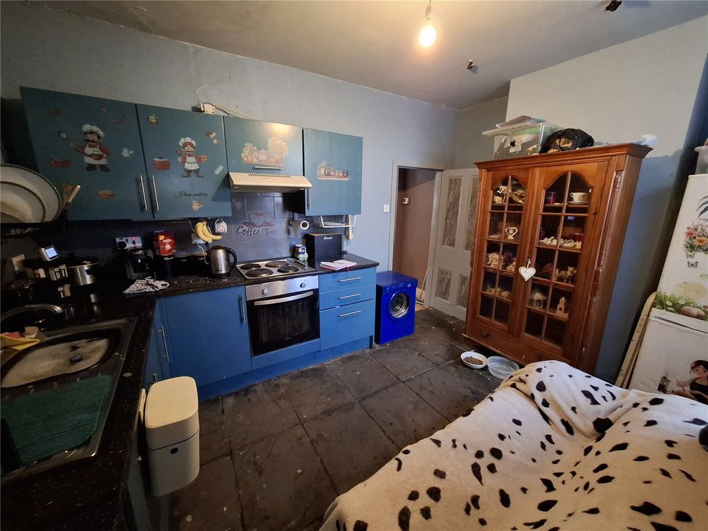 Property photo 3 of 11 Picture No. 06