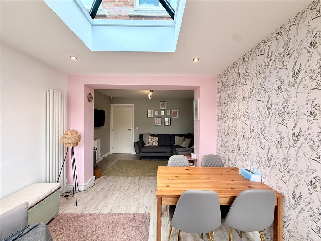 Property photo 2 of 29 2