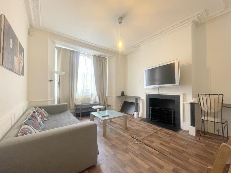 Property photo 2 of 7 Photo