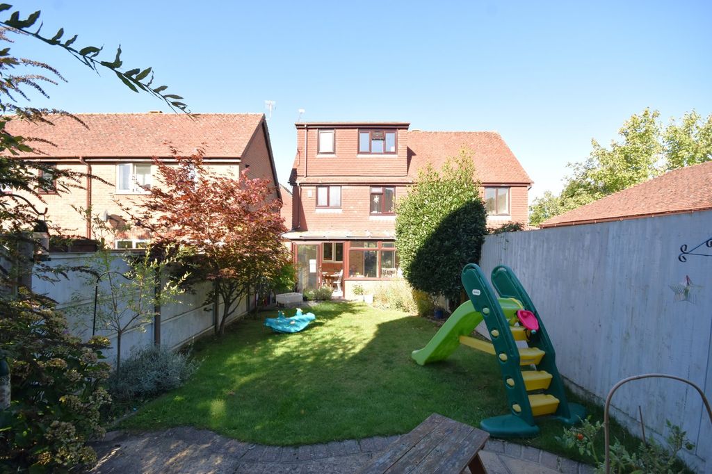 Property photo 3 of 16 Picture No. 01