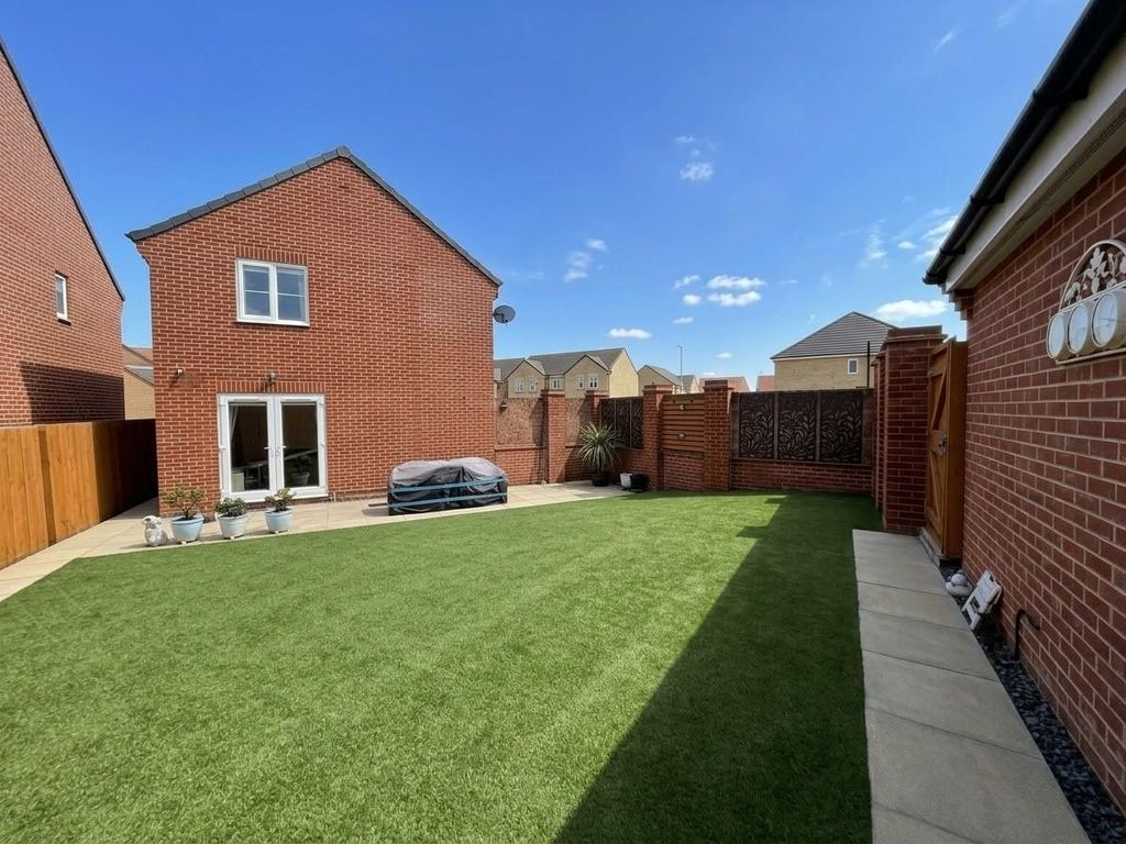 Property photo 2 of 22