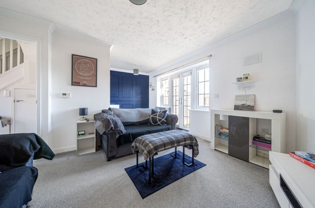 Property photo 2 of 21 1271756 (3)