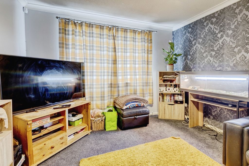 Property photo 3 of 13 Living Room