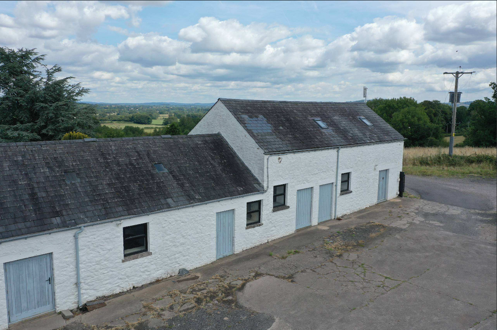 Property photo 3 of 7