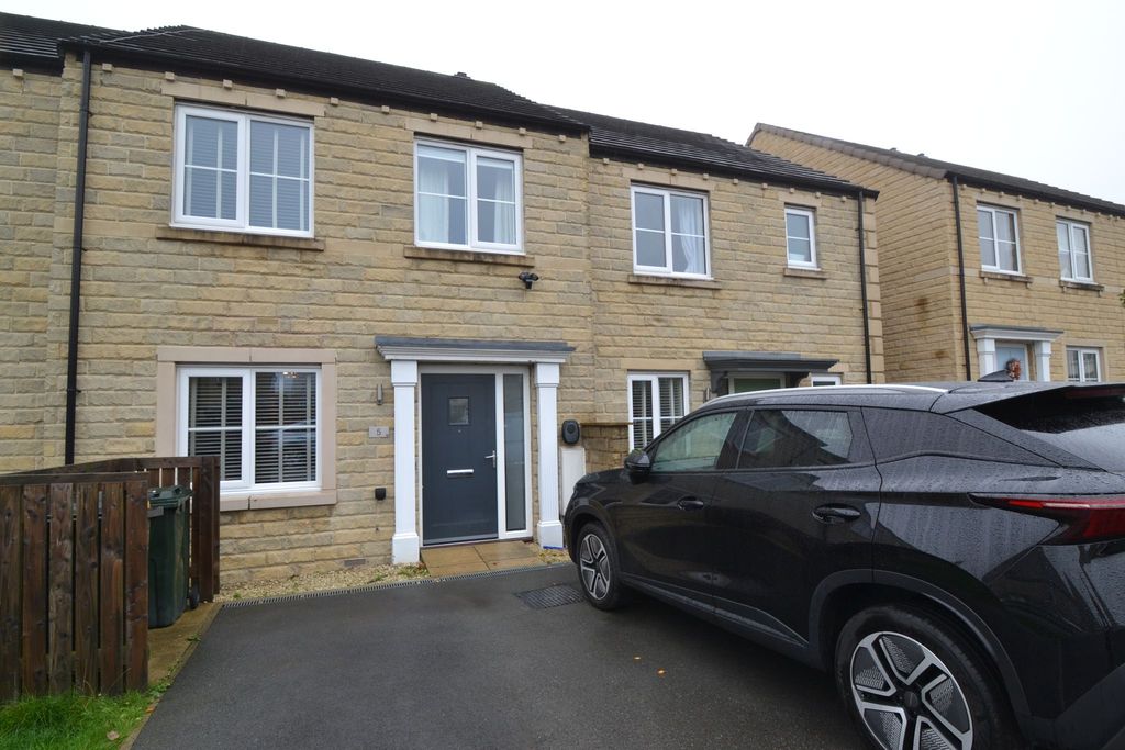 Property photo 2 of 16 Photograph 1