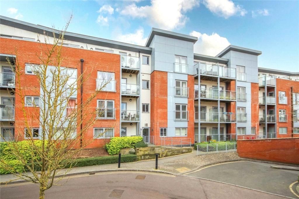 Property photo 1 of 4