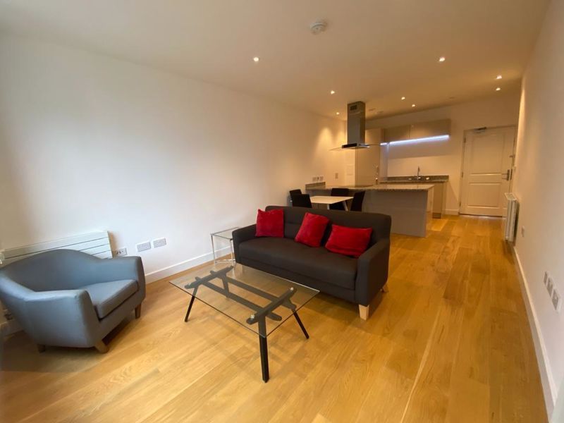 Property photo 3 of 10 Photo 5