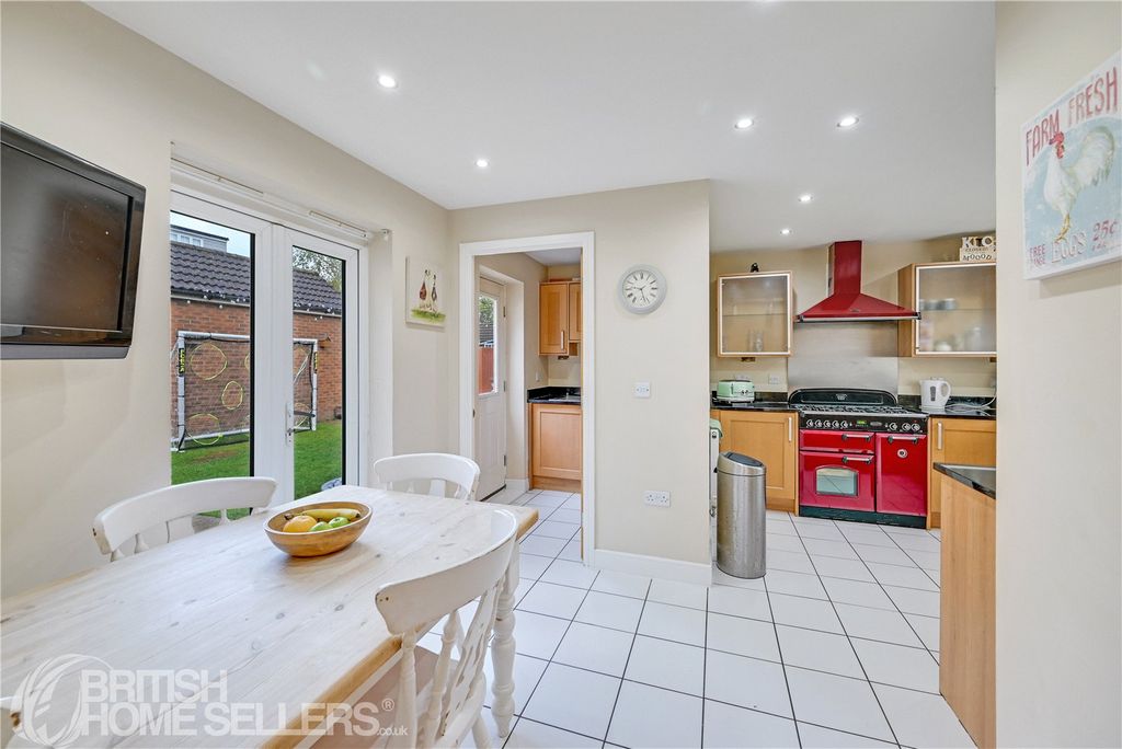Property photo 3 of 15 Picture No. 04