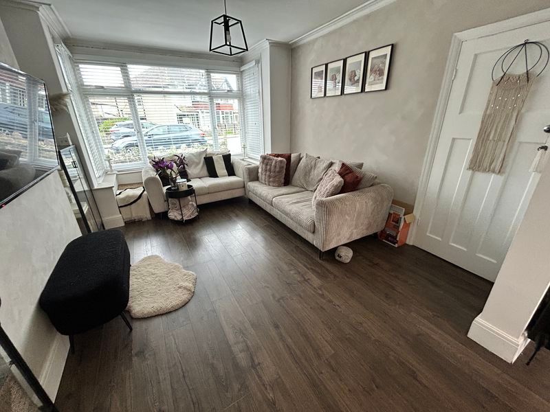 Property photo 3 of 28 Photo 4