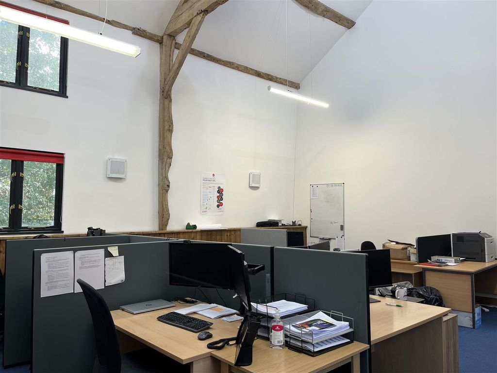 Property photo 3 of 4