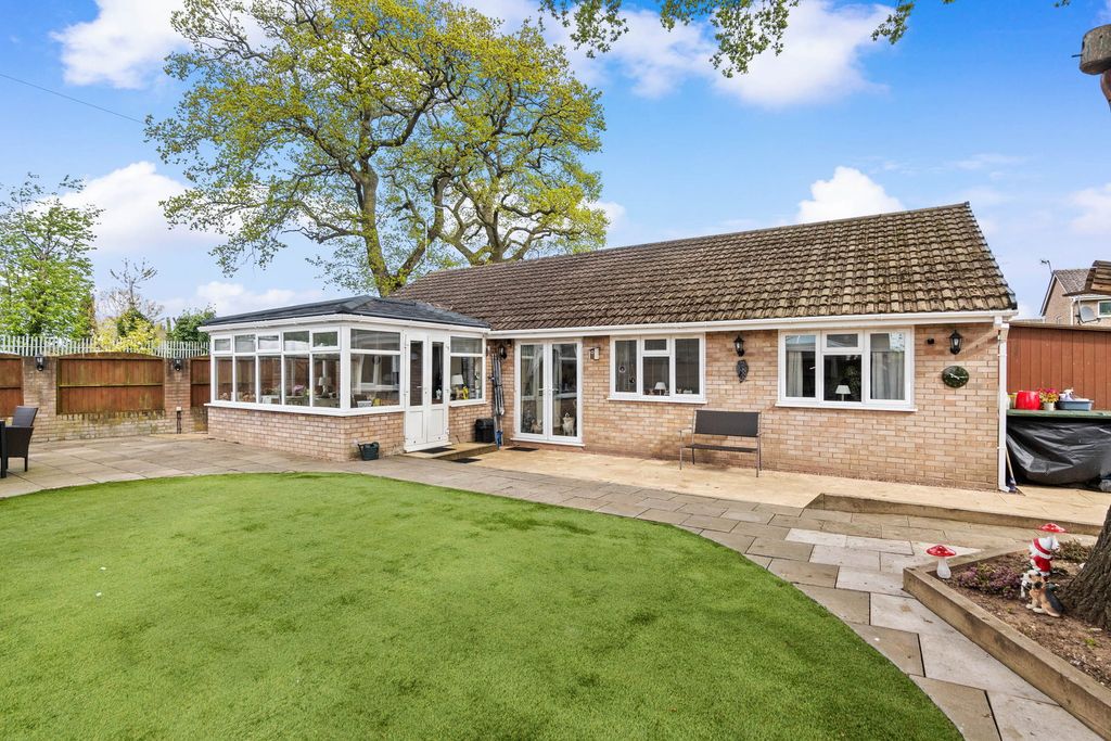 Property photo 1 of 13