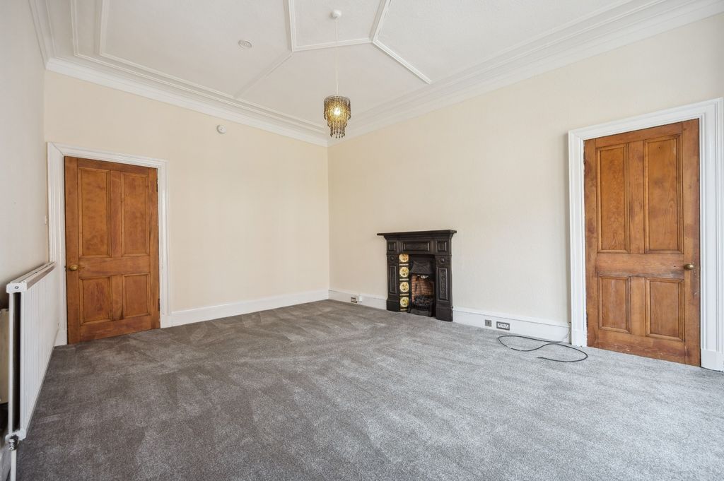 Property photo 3 of 13 3