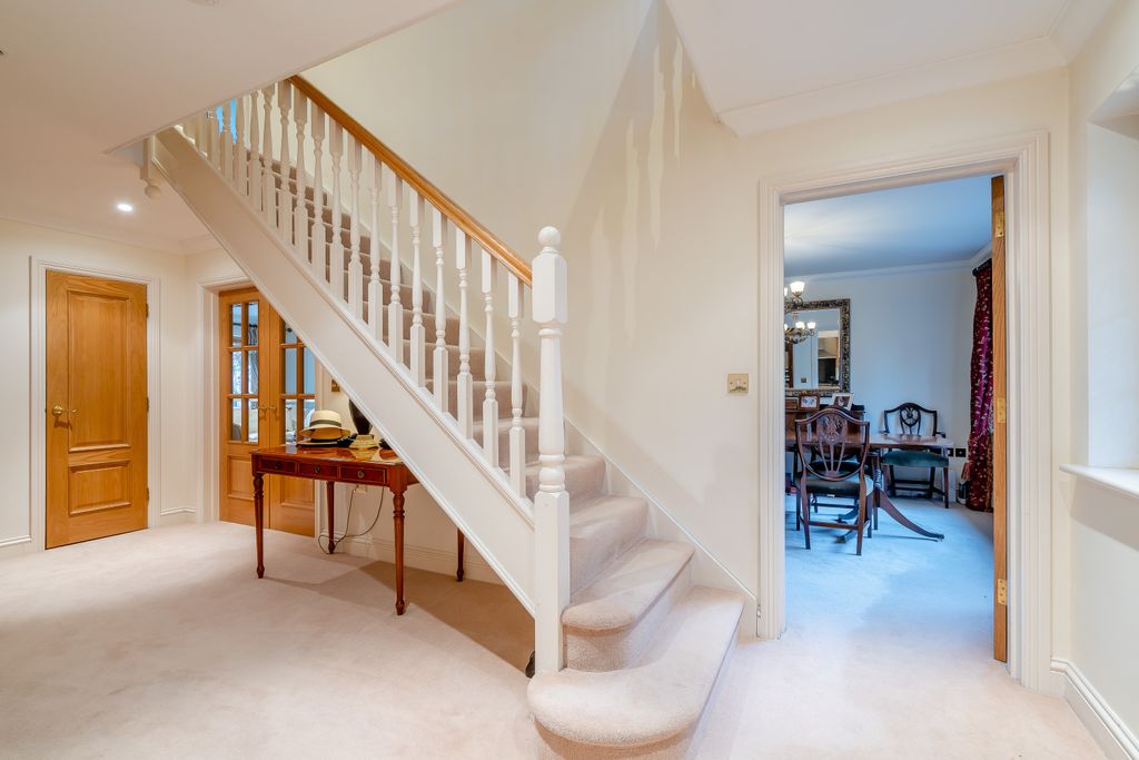 Property photo 3 of 20 Picture No. 21