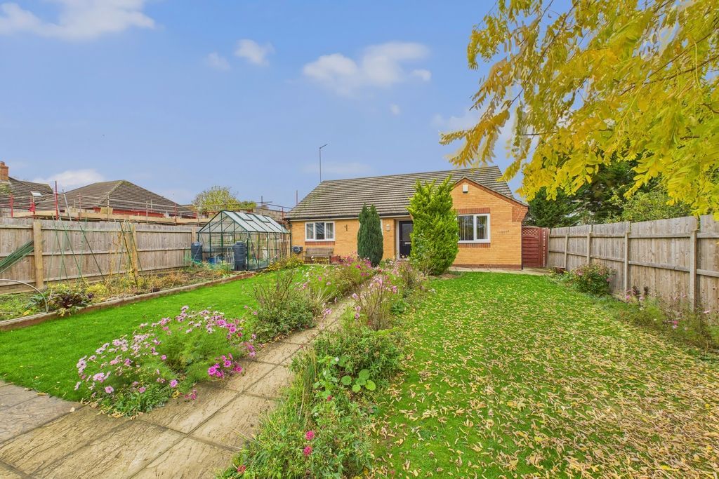 Property photo 2 of 20