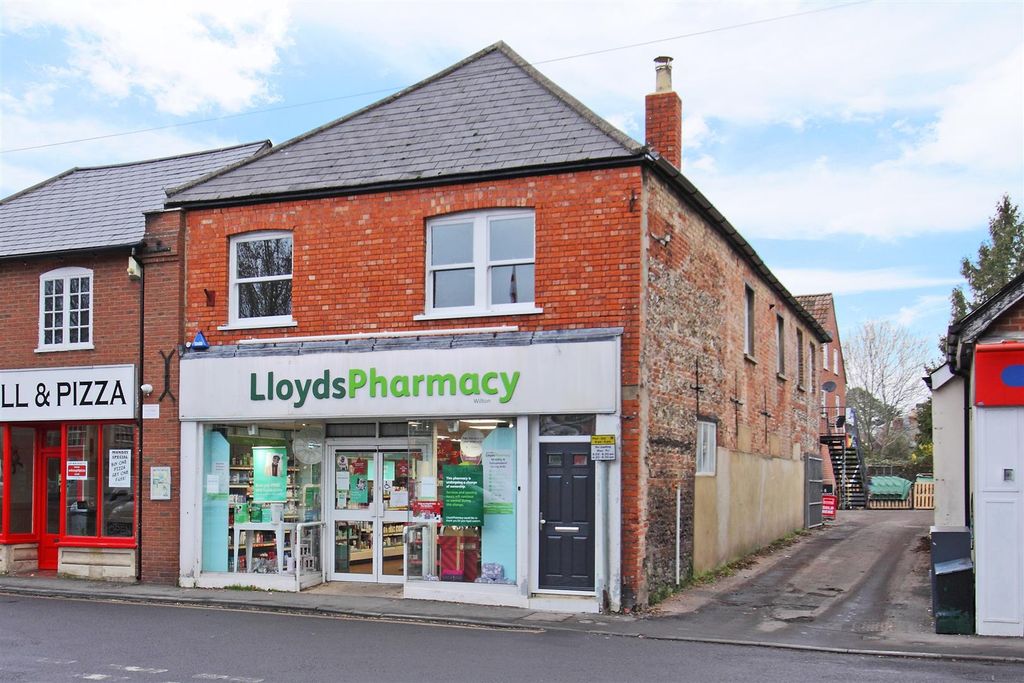 Property photo 1 of 11 3 North Street Front Flat Ph100.Jpg