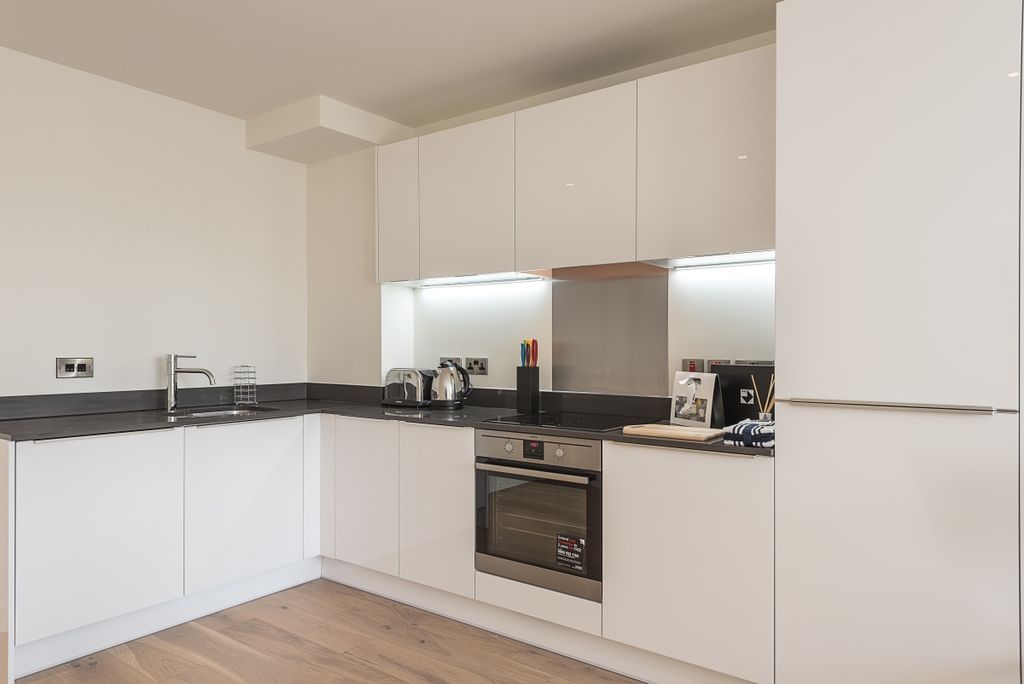 Property photo 3 of 30 8-Cara-House-024