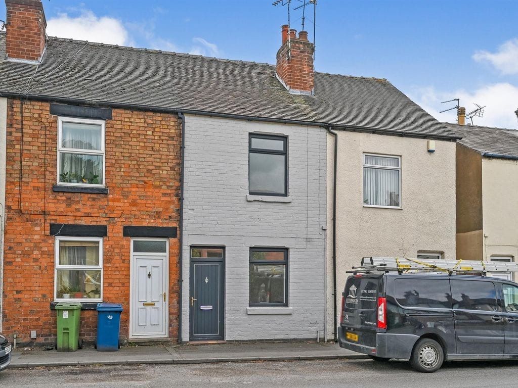 Property photo 1 of 7 Front