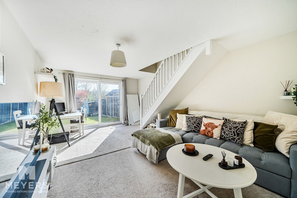 Property photo 2 of 22