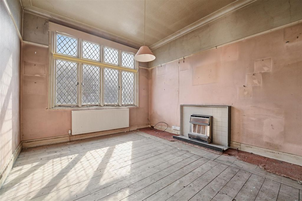 Property photo 3 of 12 Jcphotographystudio.Com1.Jpg