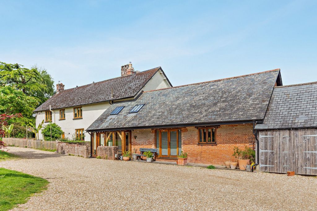 Property photo 1 of 19 Talaton Farm Cottage