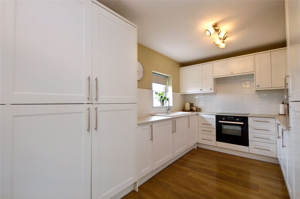 Property photo 2 of 8 Picture No. 03