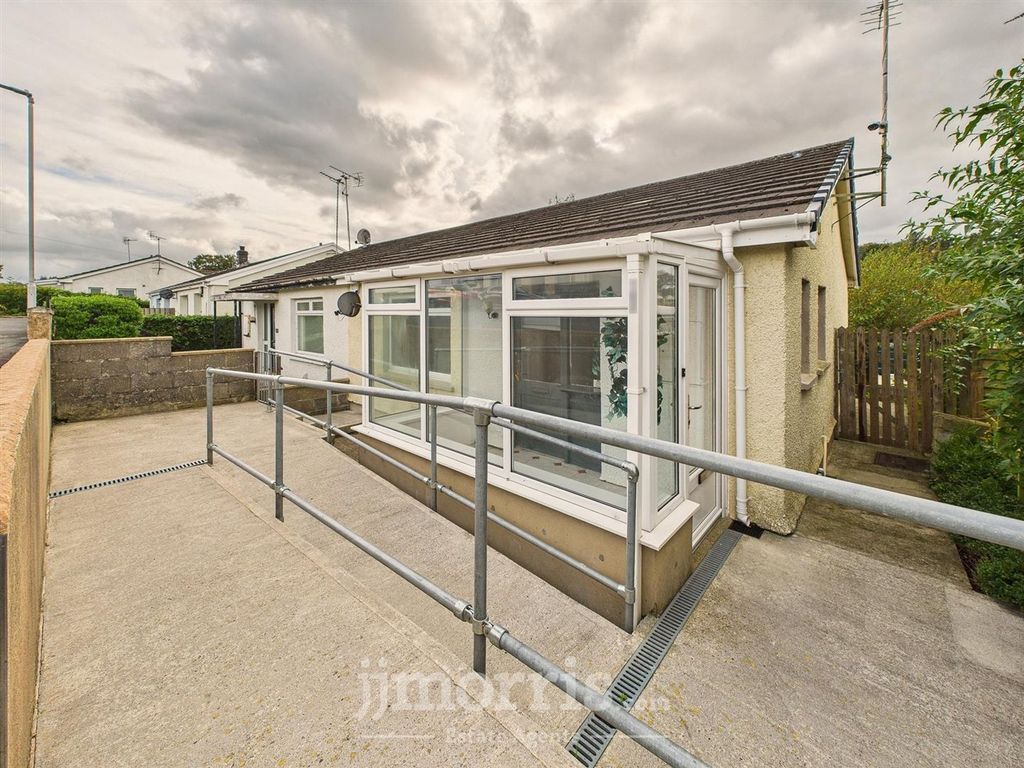 Property photo 2 of 36 Cam05297G0-Pr0102-Still035.Jpg