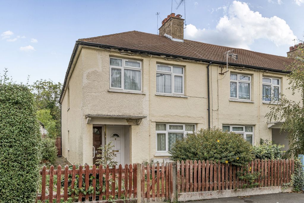 Property photo 1 of 15 1365103-1-68E6323...