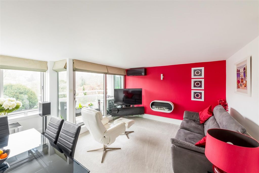 Property photo 2 of 19 11 The Park Apartments Additional-2.Jpg