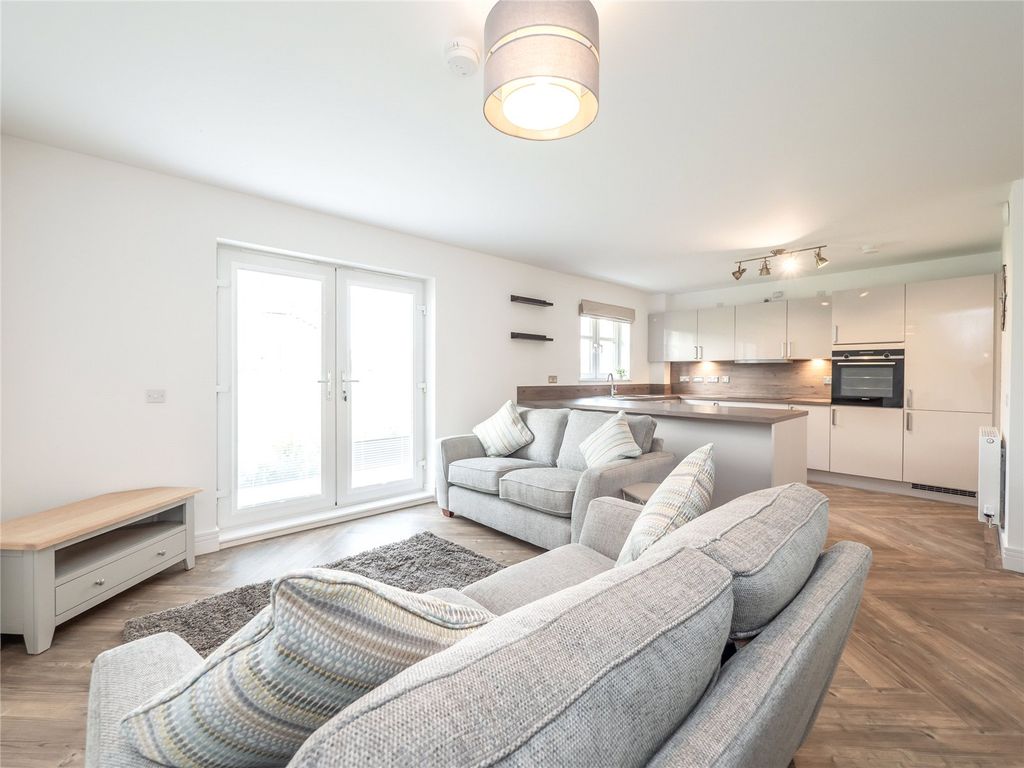 Property photo 1 of 21 Photo 1