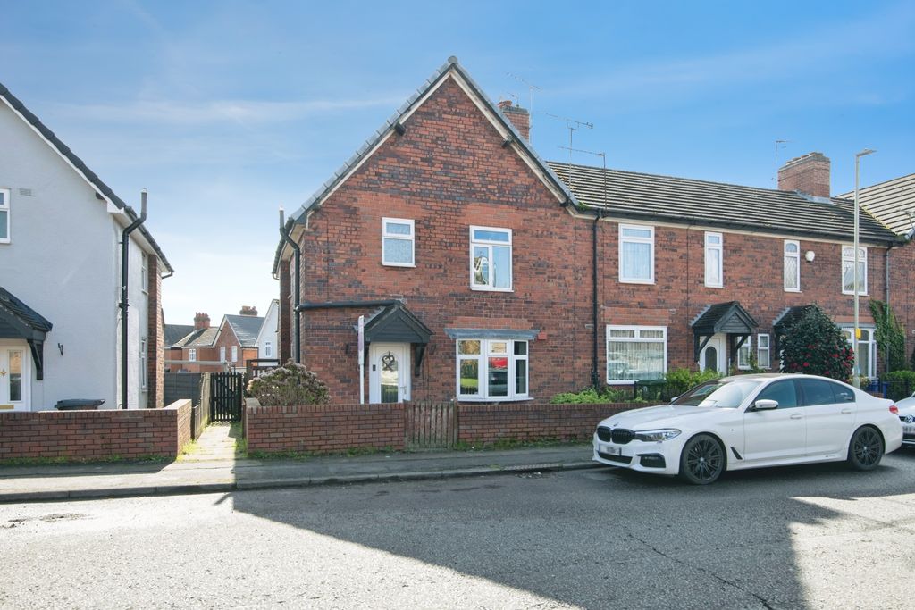 Property photo 1 of 15