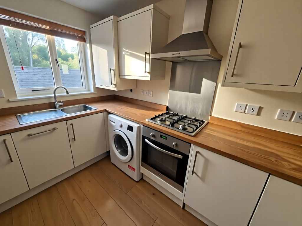 Property photo 3 of 11 Gallery