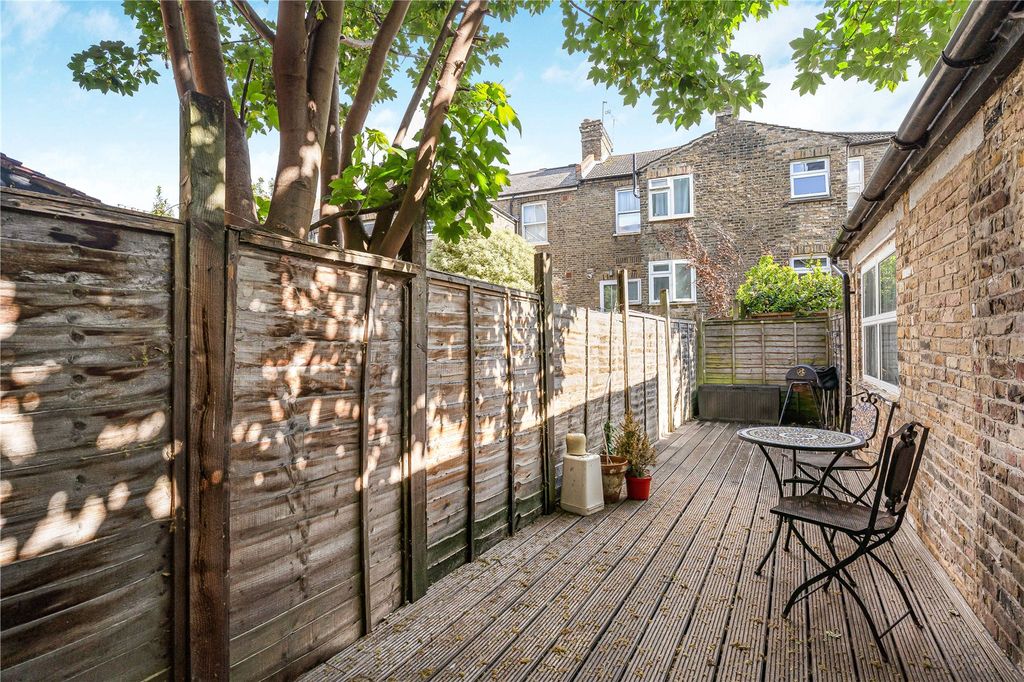 Property photo 2 of 16 Patio Garden