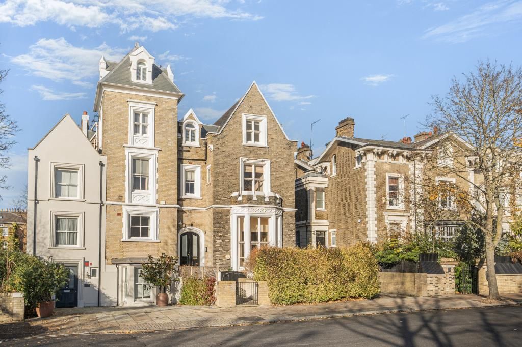 Property photo 1 of 23 External View