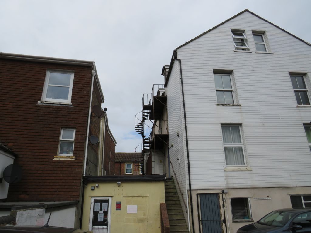 Property photo 1 of 7 1