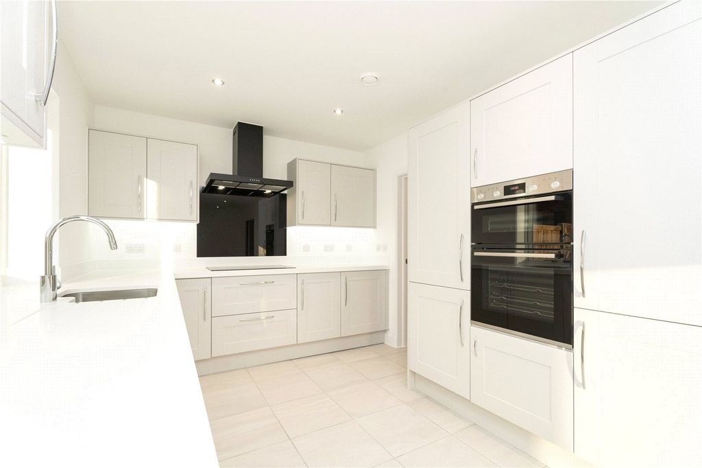 Property photo 3 of 11 Picture No. 08